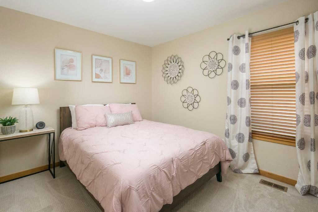 Parkview Retreat Villa Windsor ภายนอก รูปภาพ